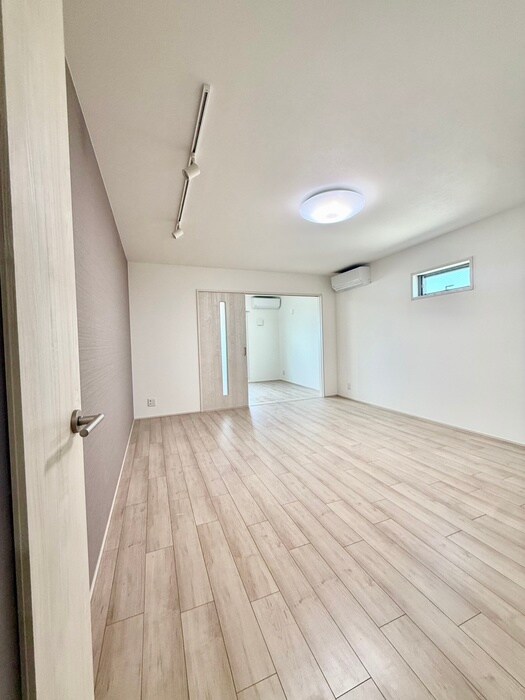 物件内観写真5　(居室)