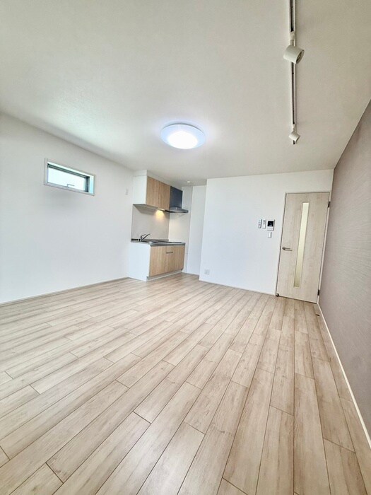 物件内観写真6　(居室)