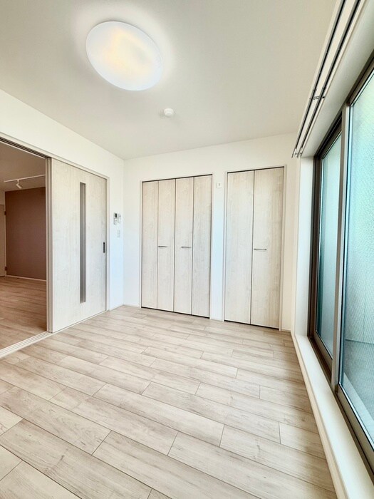 物件内観写真9　(居室)