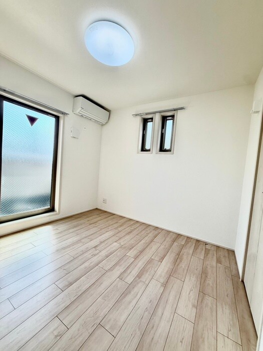 物件内観写真10　(居室)