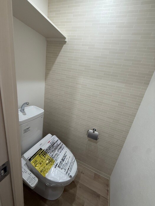 物件内観写真12　(トイレ)