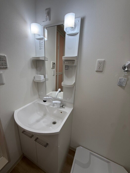 物件内観写真13　(洗面)