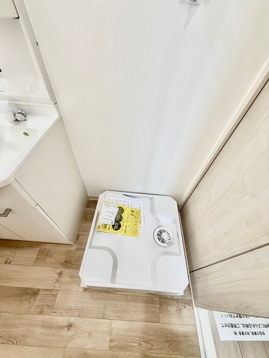 物件内観写真14　(洗濯機置場)