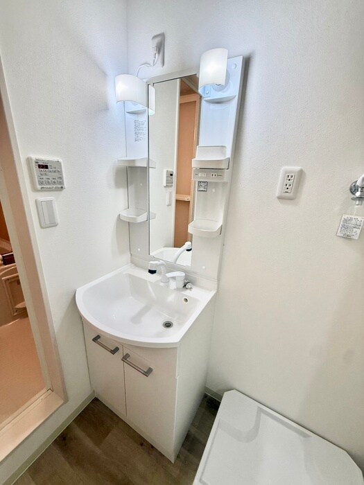 物件内観写真14　(洗面)