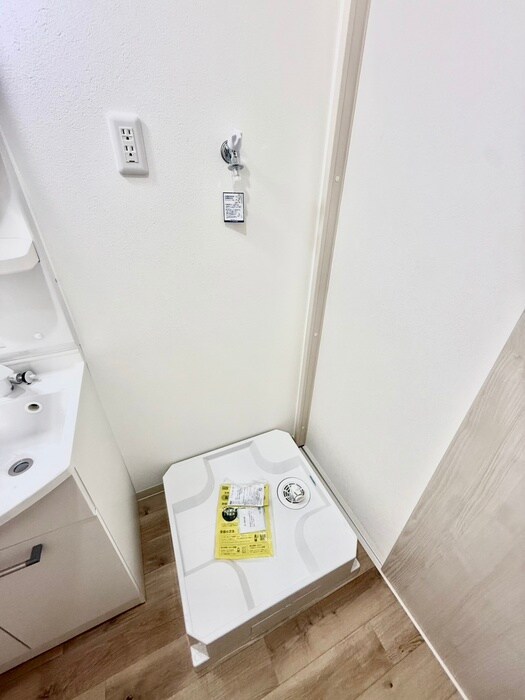 物件内観写真15　(洗濯機置場)