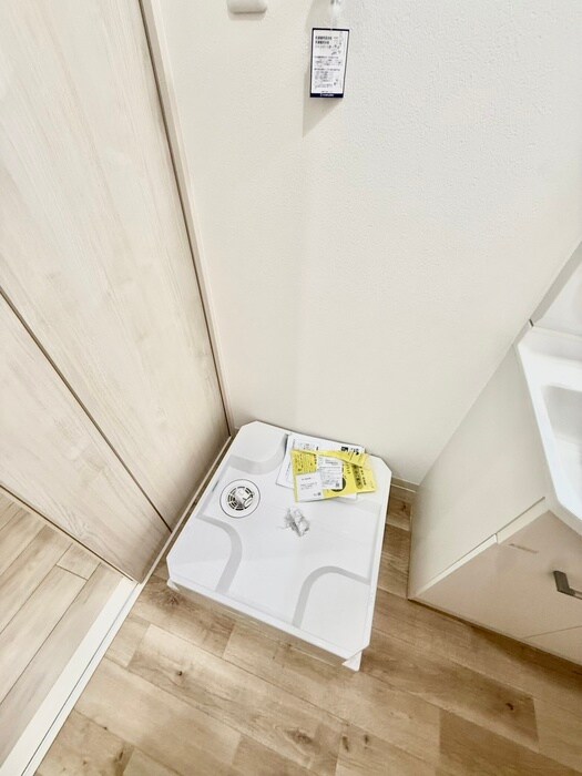 物件内観写真15　(洗濯機置場)