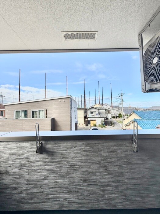 物件内観写真20　(室内からの展望)