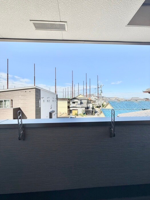 物件内観写真20　(室内からの展望)