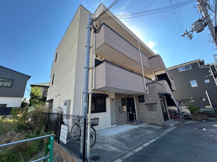 物件外観写真1　(外観写真)