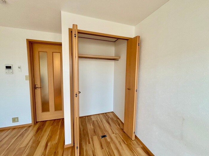 物件内観写真12　(収納)