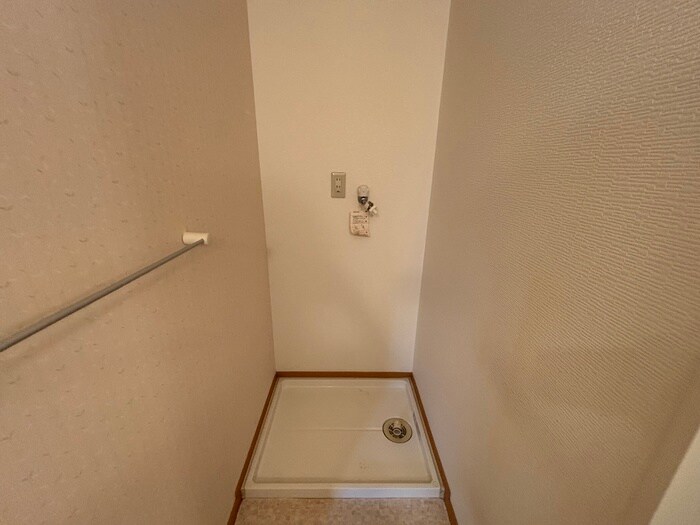 物件内観写真22　(洗濯機置場)