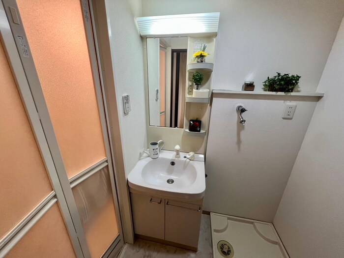 物件内観写真11　(洗面)