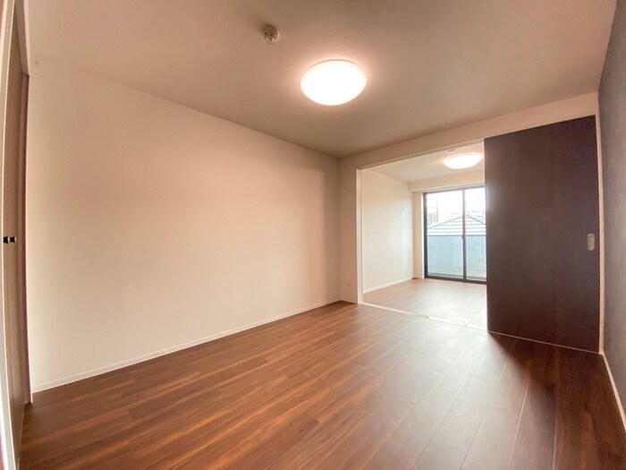 物件内観写真9　(居室)