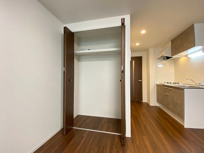 物件内観写真11　(収納)