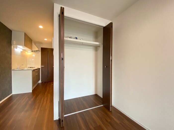 物件内観写真12　(収納)