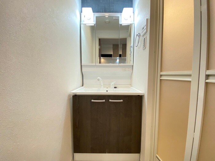 物件内観写真14　(洗面)