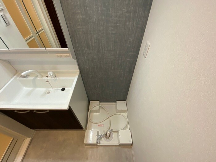 物件内観写真17　(洗濯機置場)