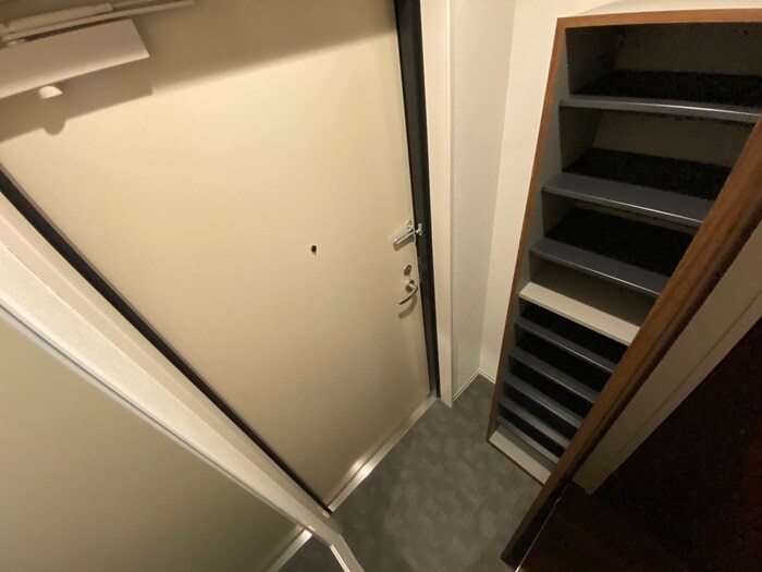 物件内観写真19　(玄関)