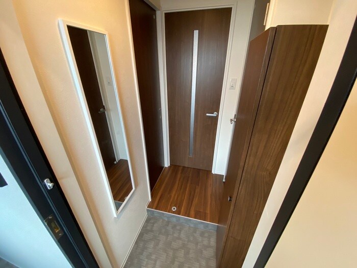 物件内観写真20　(廊下)