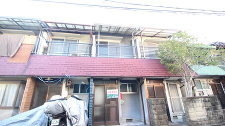 安満中の町テラスハウス外観写真
