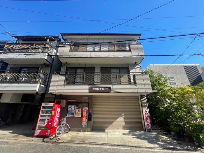 物件外観写真3　(外観写真)