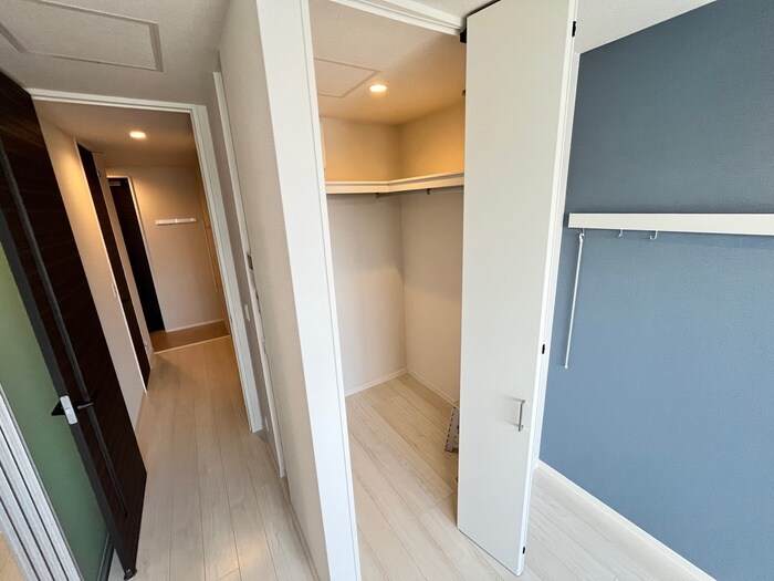 物件内観写真12　(収納)