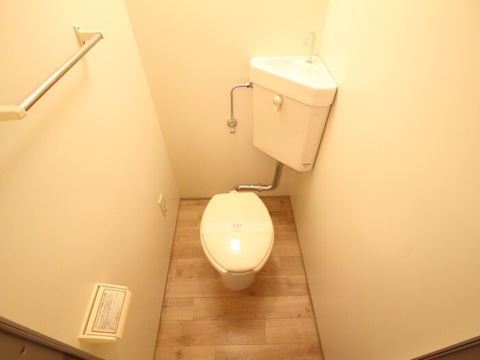 物件内観写真15　(トイレ)