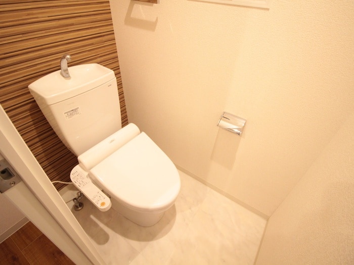 物件内観写真12　(トイレ)