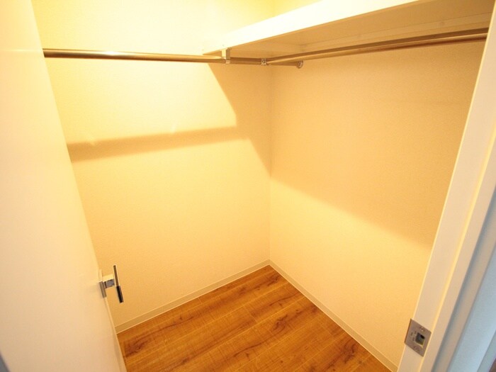 物件内観写真17　(収納)