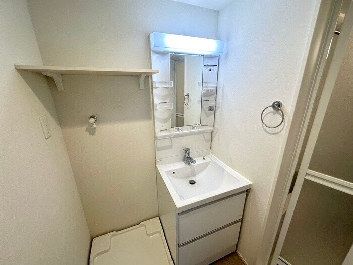 物件内観写真12　(洗面)