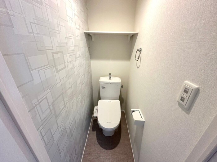 物件内観写真14　(トイレ)