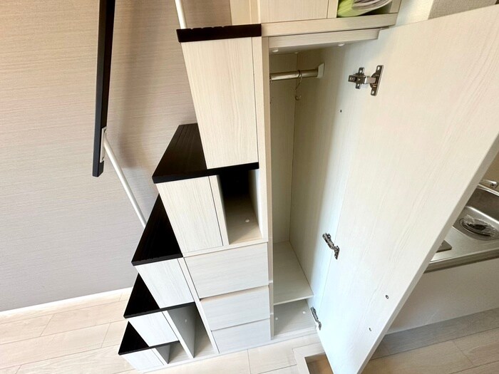 物件内観写真18　(収納)