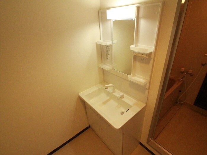 物件内観写真9　(洗面)