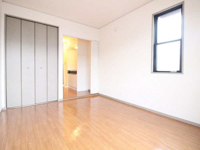 物件内観写真9　(居室)