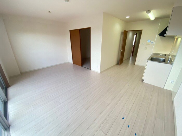 物件内観写真8　(居室)