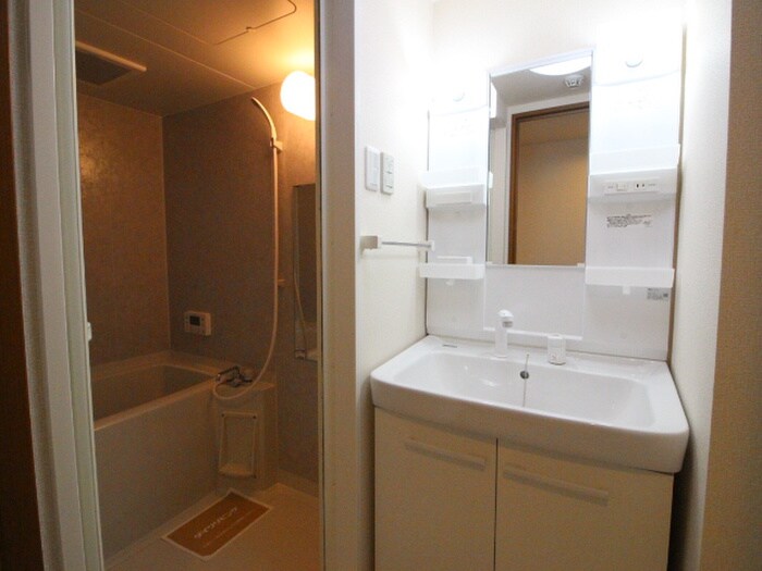 物件内観写真11　(洗面)