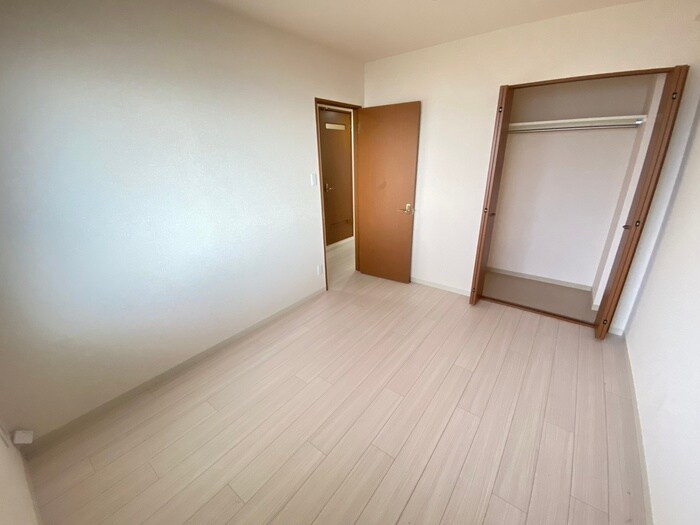 物件内観写真11　(居室)