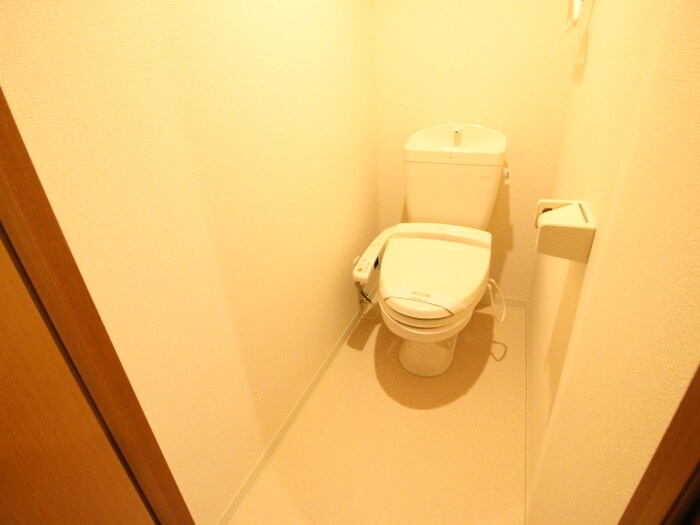 物件内観写真14　(トイレ)