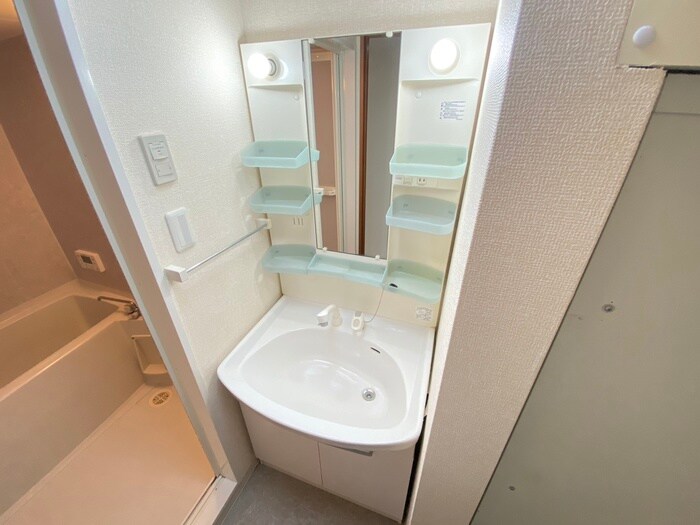 物件内観写真15　(洗面)