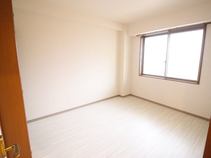 物件内観写真18　(居室)