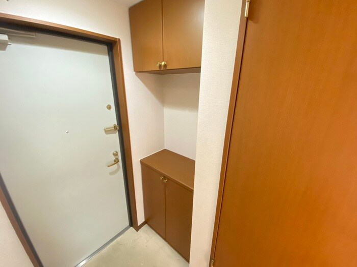 物件内観写真18　(靴箱)