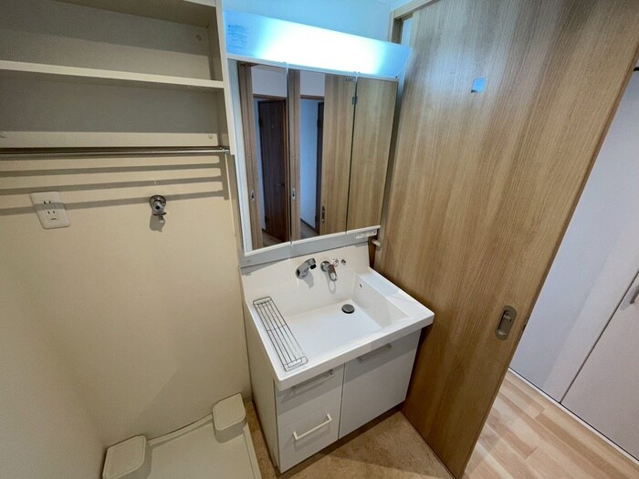 物件内観写真12　(洗面)