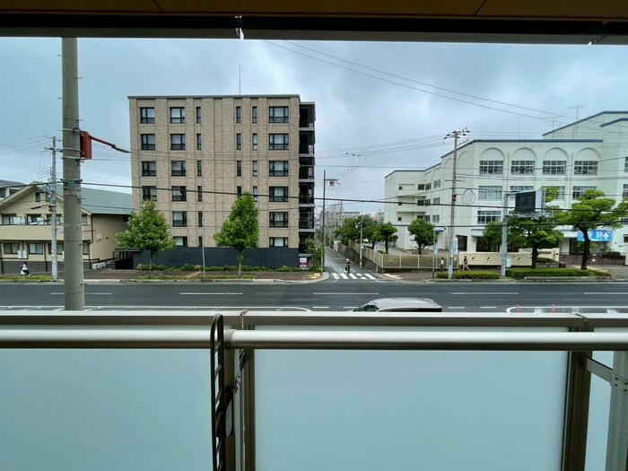 物件内観写真15　(室内からの展望)