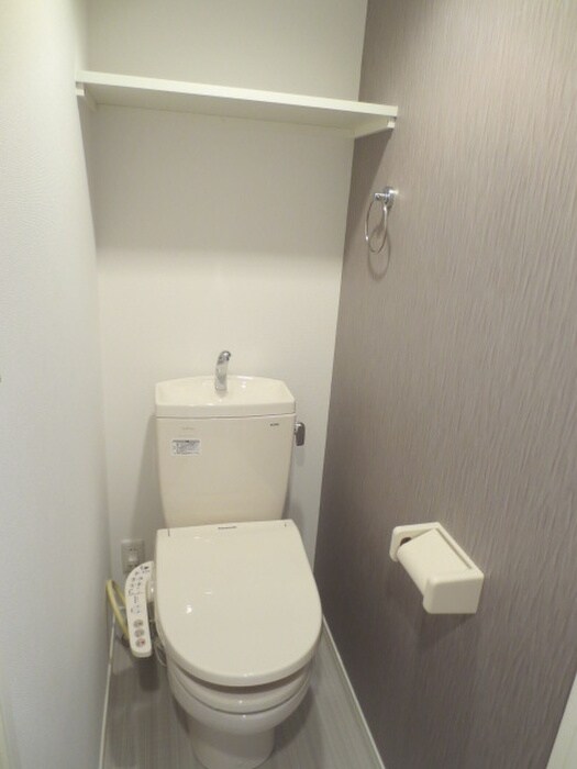 物件内観写真8　(トイレ)