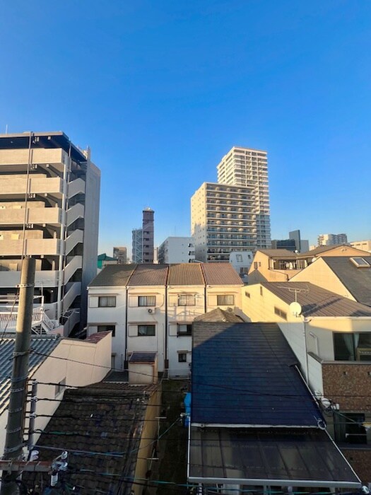 物件内観写真16　(室内からの展望)