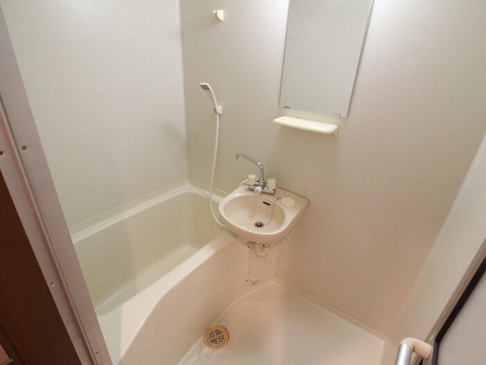 物件内観写真9　(バス／シャワールーム等)