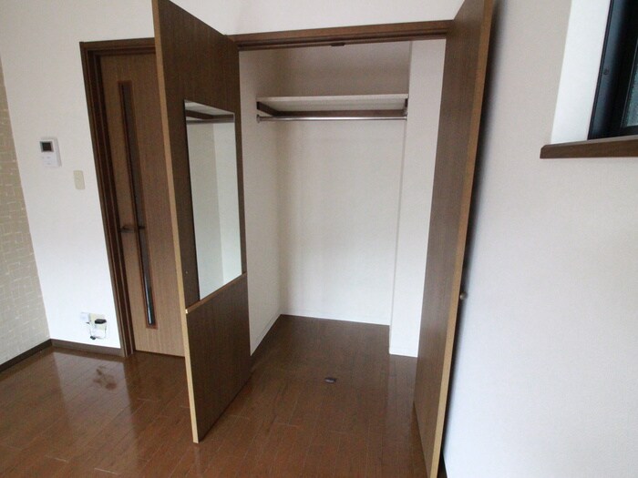物件内観写真13　(収納)