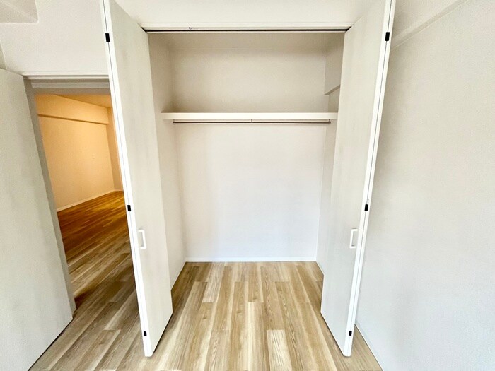 物件内観写真11　(収納)