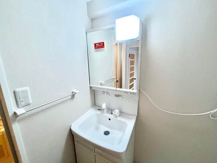 物件内観写真16　(洗面)