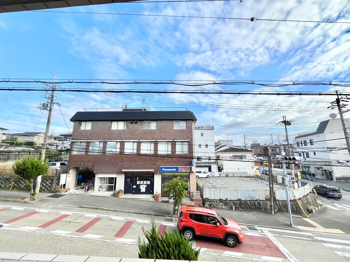 物件内観写真22　(室内からの展望)